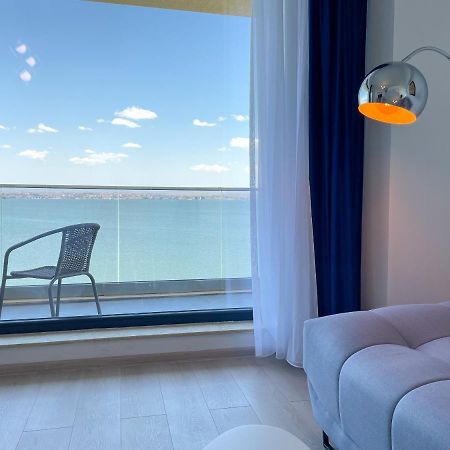 Azure Sea Apartments - Bychoice Mamaia Luaran gambar