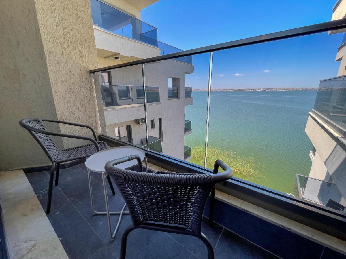 Azure Sea Apartments - Bychoice Mamaia Luaran gambar