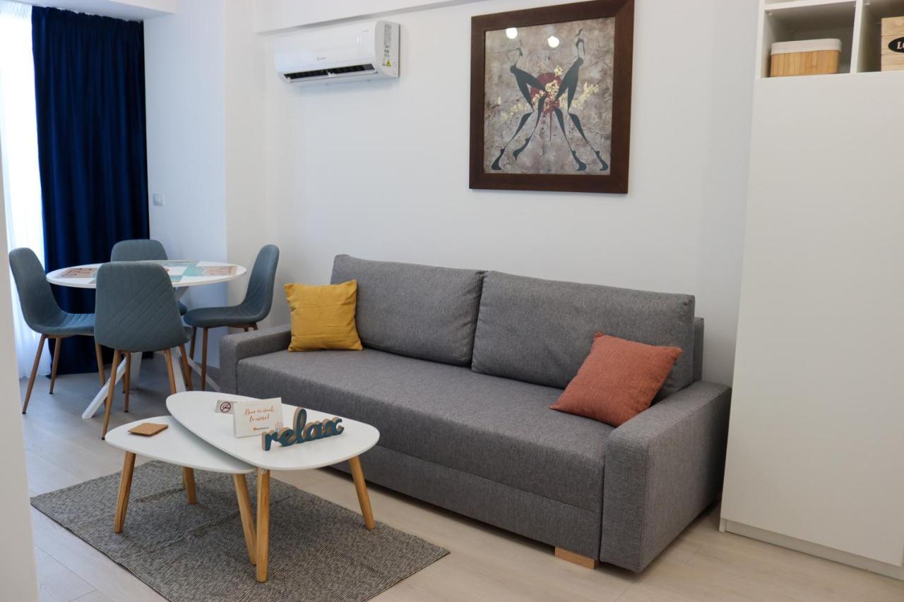 Azure Sea Apartments - Bychoice Mamaia Luaran gambar