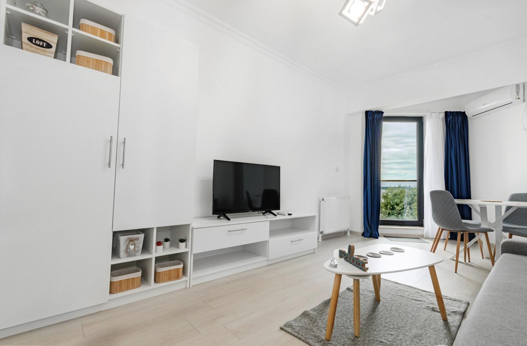 Azure Sea Apartments - Bychoice Mamaia Luaran gambar