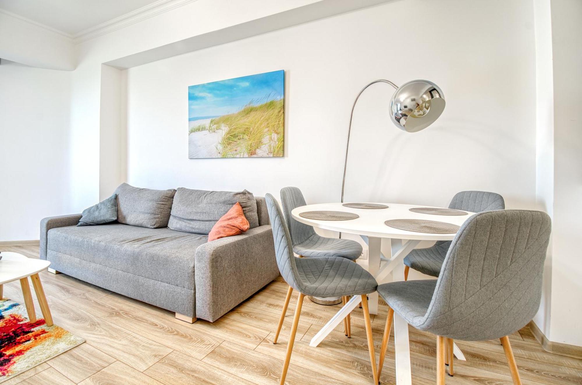 Azure Sea Apartments - Bychoice Mamaia Luaran gambar
